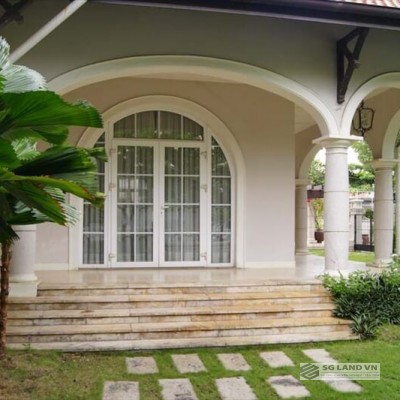 Biệt thự đường Nguyễn Văn Hưởng