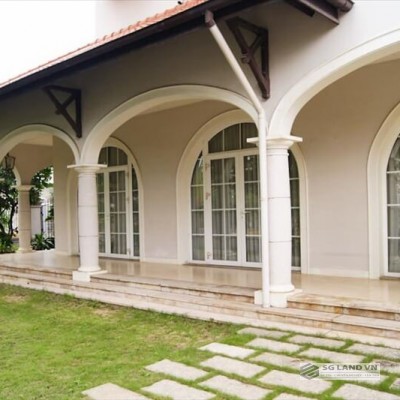 Biệt thự đường Nguyễn Văn Hưởng