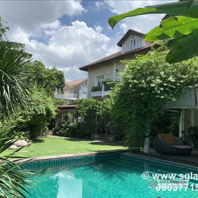 Khu biệt thự Thảo Điền 1