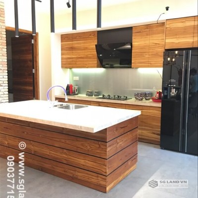 Biệt thự đẹp trần ốp gỗ Thảo Điền