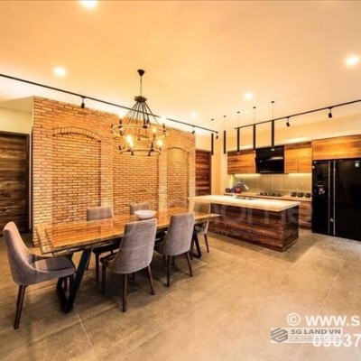 Biệt thự đẹp trần ốp gỗ Thảo Điền