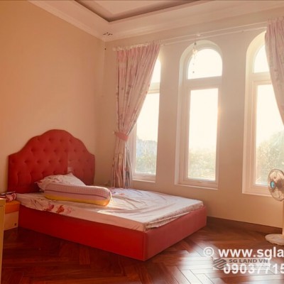 Biệt thự thảo điền củ hành bát úp