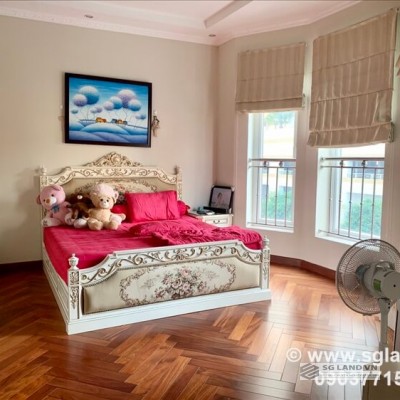 Biệt thự thảo điền củ hành bát úp