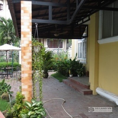 Bán biệt thự khu đường Xuân Thủy