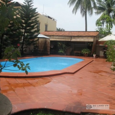 Cho thuê biệt thự hồ bơi sân vườn