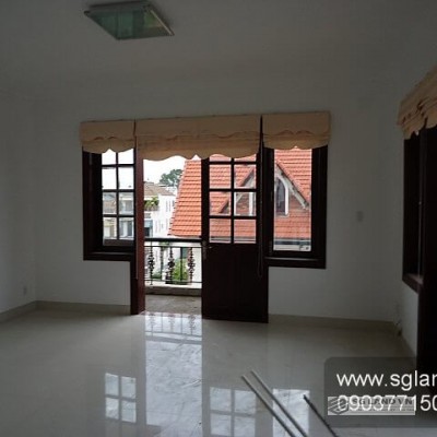 Biệt thự Thảo Điền gần sông