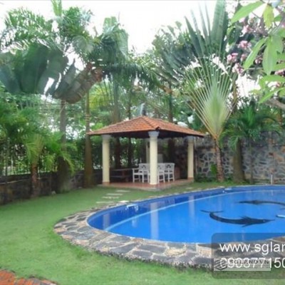 Biệt thự trong compound an ninh