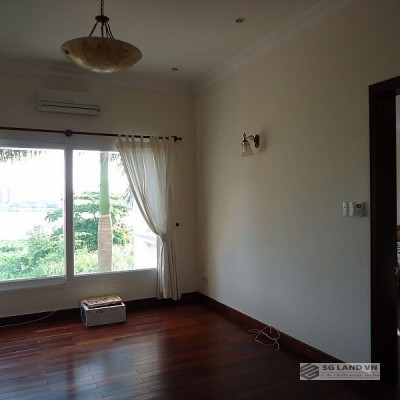 Bán biệt thự ven sông Thảo Điền