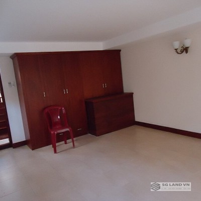 Bán biệt thự ven sông Thảo Điền