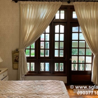 Bán biệt thự Quận 2