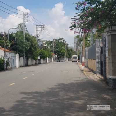 Bán đất ngã tư Thảo Điền