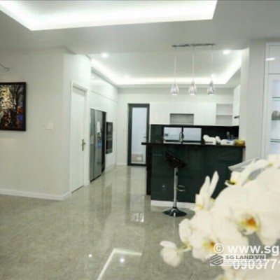 Bán biệt Thảo Điền nằm mặt tiền đường