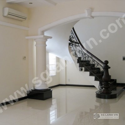 Bán biệt thự ở khu trung tâm phường Thảo Điền